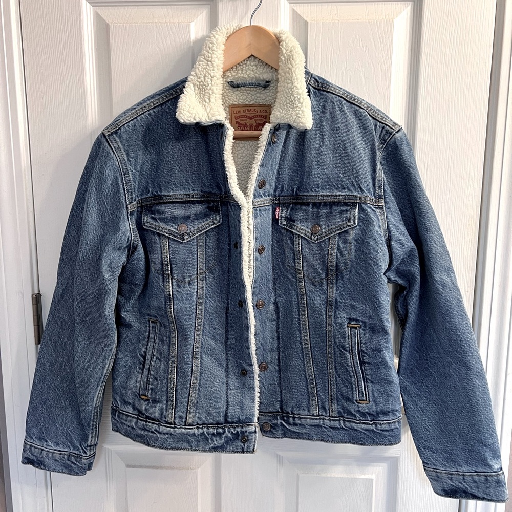 Levi’s Sherpa-lined Jean Jacket
